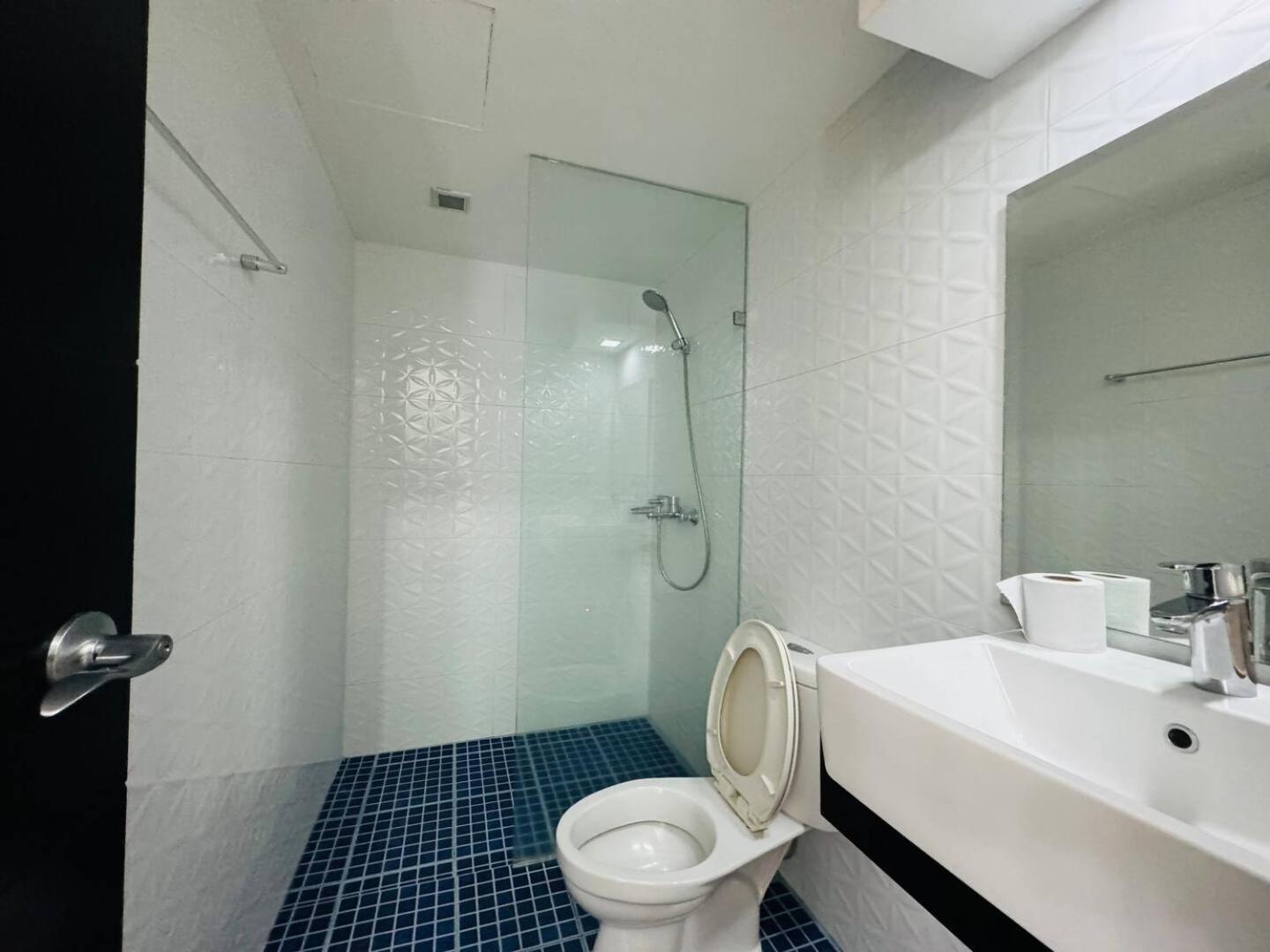Studio At Viceroy T4 Florence Way Manila Zewnętrze zdjęcie